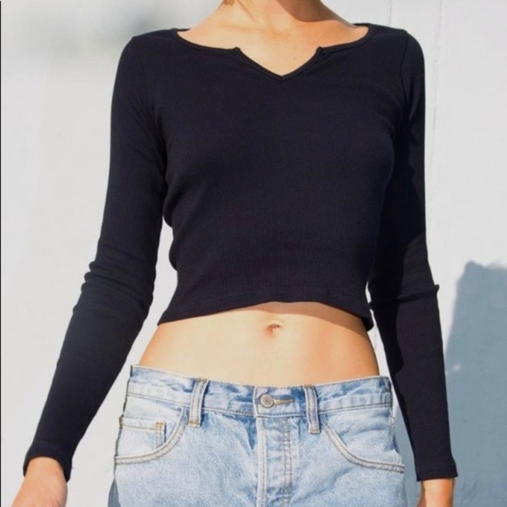 Brandy Melville Cropped Long Sleeve